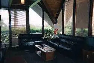 Super 8 By Wyndham Nashville West Hotel