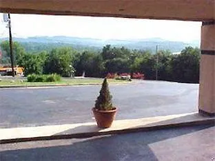 Super 8 By Wyndham Nashville West United States