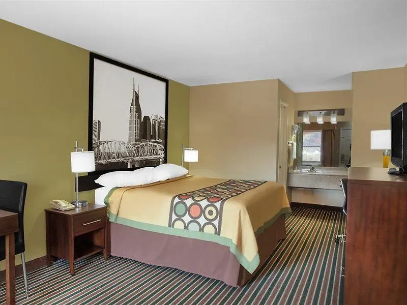 Super 8 By Wyndham Nashville West Hotel