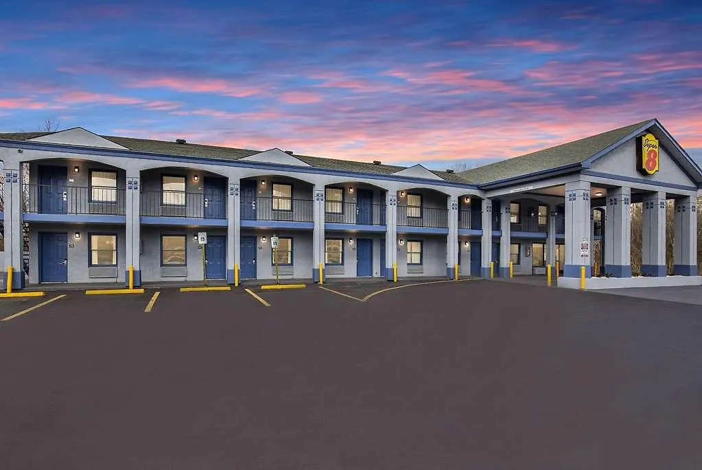 Hotel Super 8 By Wyndham Nashville West