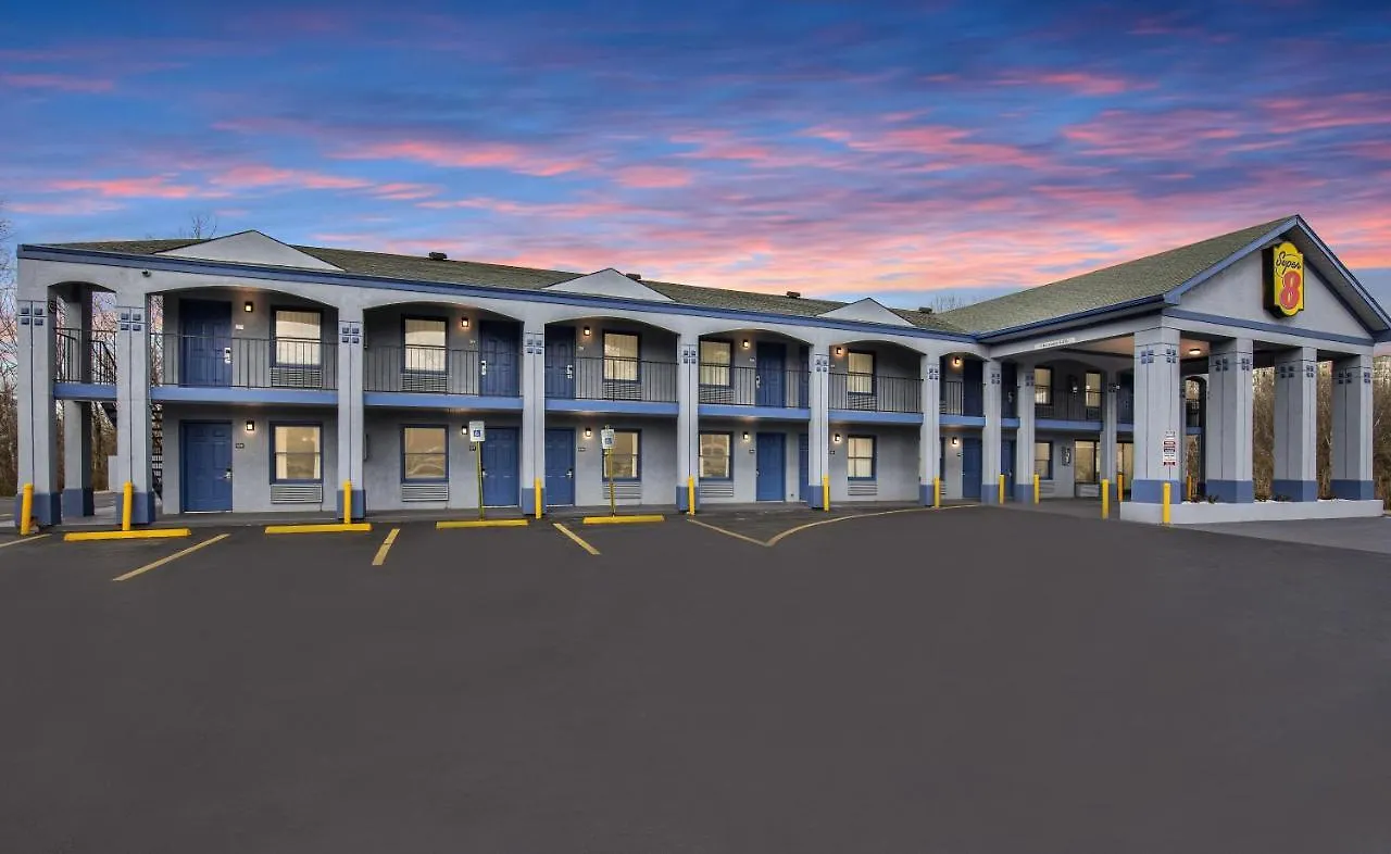 Hotel Super 8 By Wyndham Nashville West