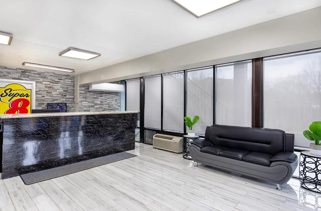 Hotel Super 8 By Wyndham Nashville West