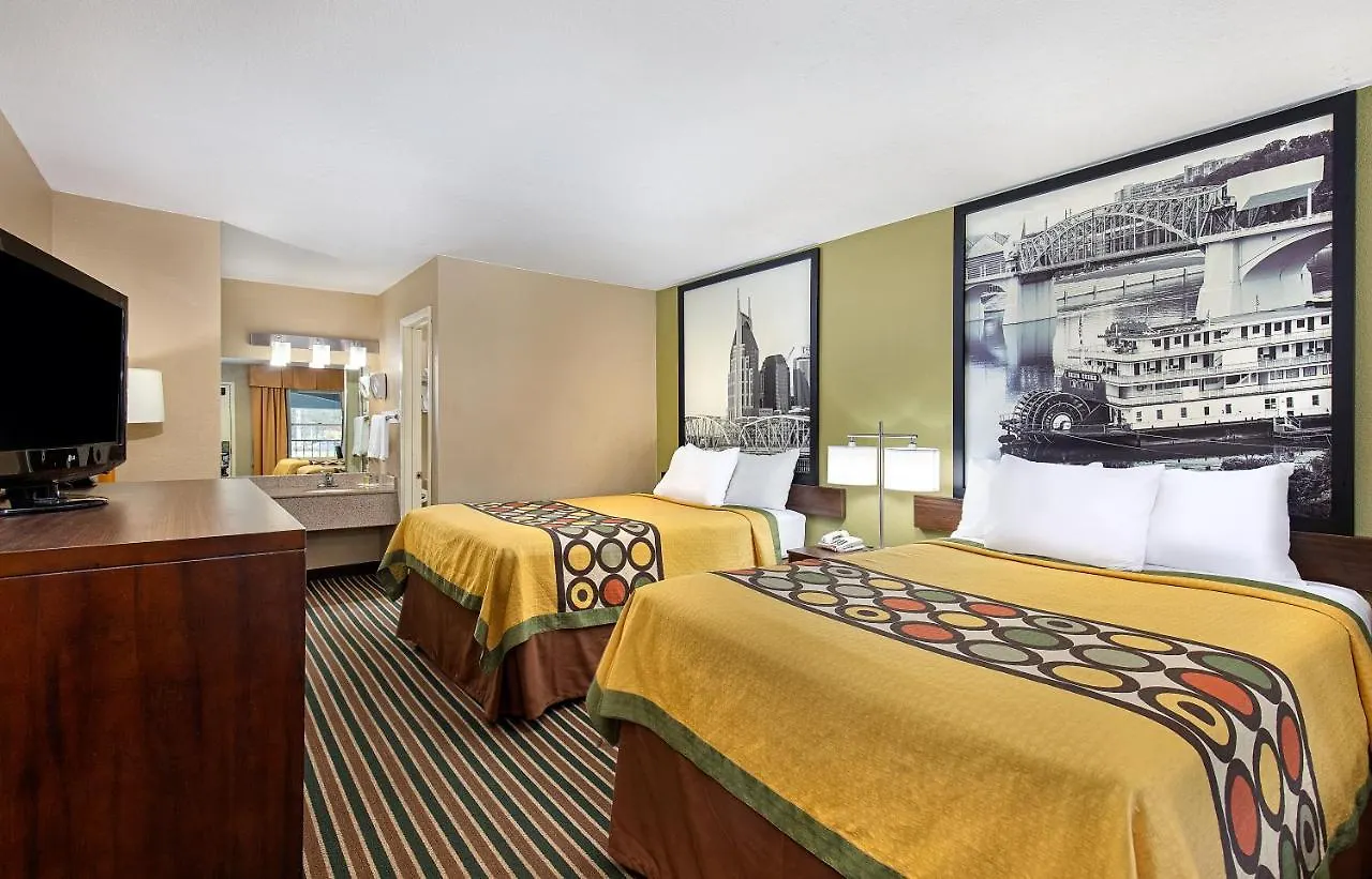 Super 8 By Wyndham Nashville West Hotel