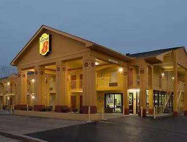 Super 8 By Wyndham Nashville West Hotel
