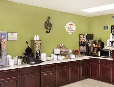 纳什维尔西速8酒店 2*, 纳什维尔