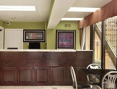 Super 8 By Wyndham Nashville West