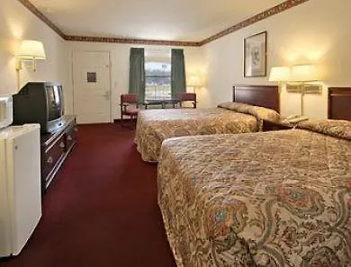 Super 8 By Wyndham Nashville West