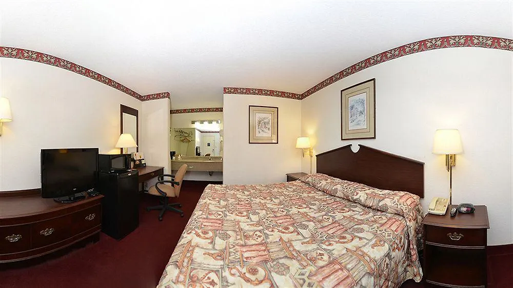 Super 8 By Wyndham Nashville West